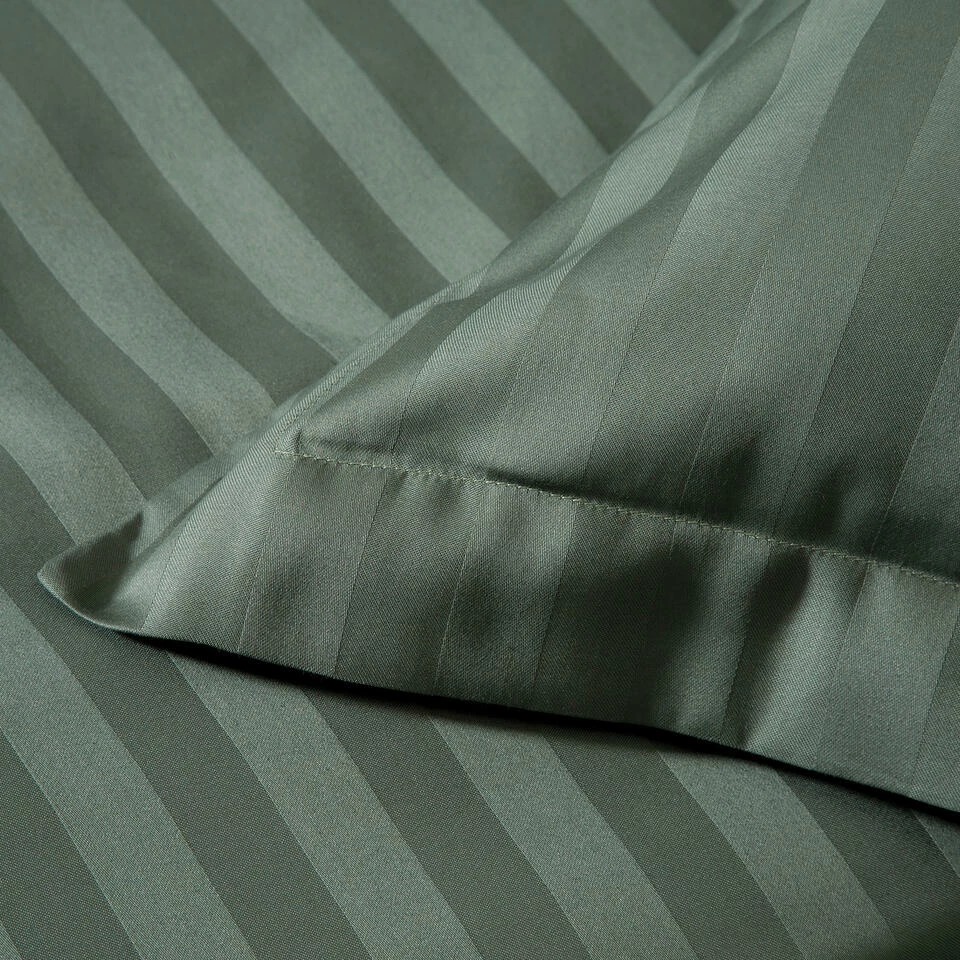 Damai Dekbedovertrek Katoen-satijn - 260x260/220cm - Groen Gestreept 5 Damai Dekbedovertrek Katoen-satijn - 260x260/220cm - Groen Gestreept - Afbeelding 3