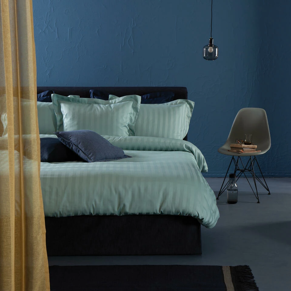 Damai Dekbedovertrek Katoen-satijn - 240 X 240/220cm - Mist Groen Gestreept 6 Damai Dekbedovertrek Katoen-satijn - 240 X 240/220cm - Mist Groen Gestreept - Afbeelding 4