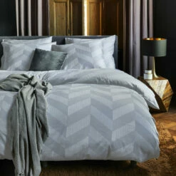 Damai Dekbedovertrek Atomy - Satijn - 260x200/220 Cm - Glacier -NL Beddengoed Verkoop 2024 1000034596 0102