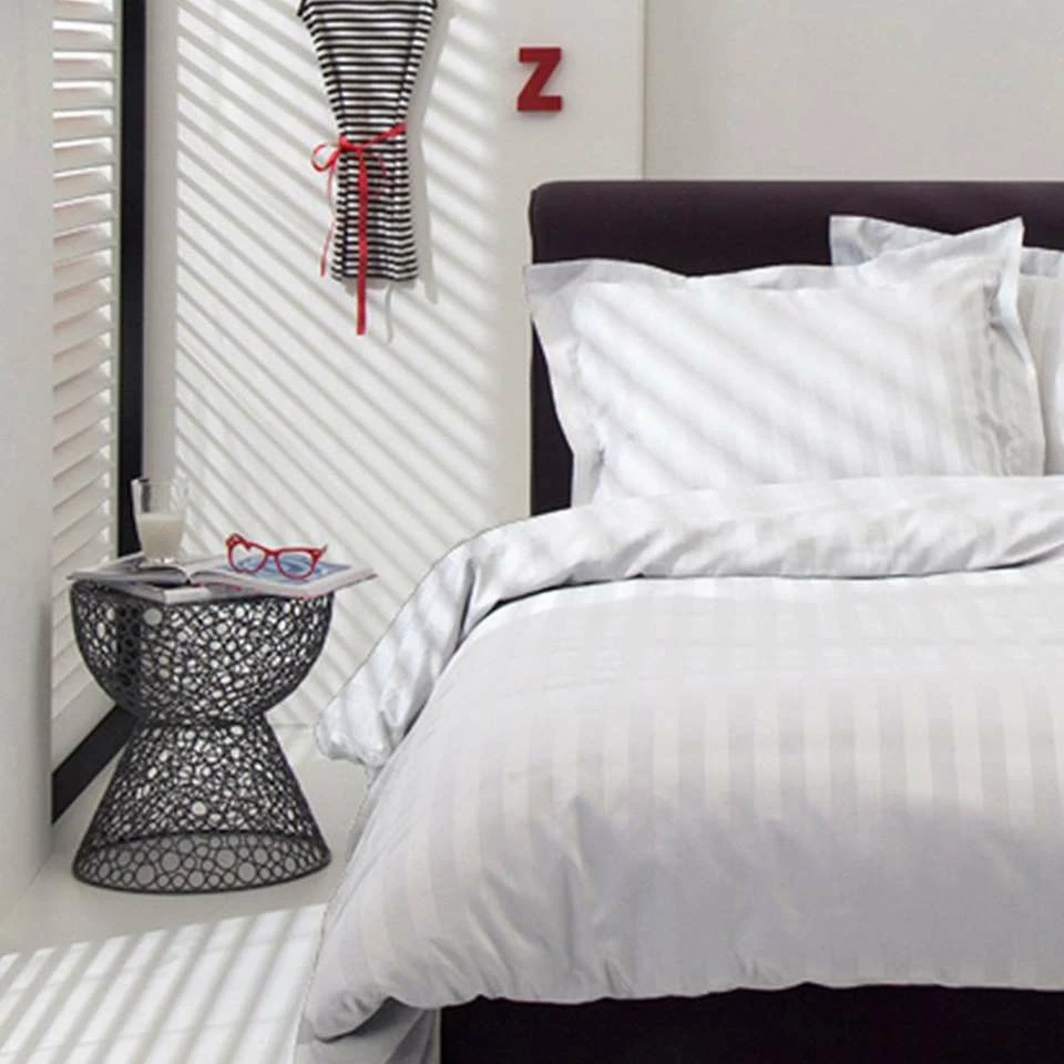 Dekbedovertrek Damai Linea White Satijn-260x200/220 6 Dekbedovertrek Damai Linea White Satijn-260x200/220 - Afbeelding 4