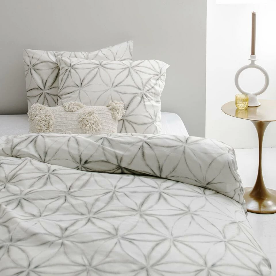 Cinderella Isolde - Dekbedovertrek - Katoen - 240x200/220 Cm - Off White 6 Cinderella Isolde - Dekbedovertrek - Katoen - 240x200/220 Cm - Off White - Afbeelding 4