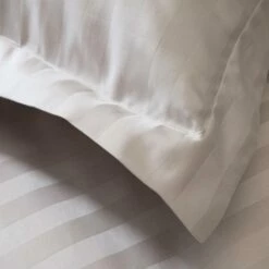 Dekbedovertrek Damai Linea Glacier Satijn-240x200/220 -NL Beddengoed Verkoop 2024 1000057330 0101