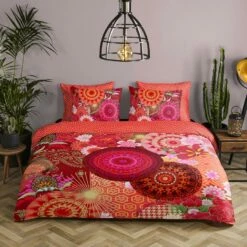 HIP Dekbedovertrek "Yuki" - Rood - (240x220 Cm) -NL Beddengoed Verkoop 2024 1000061615 0102