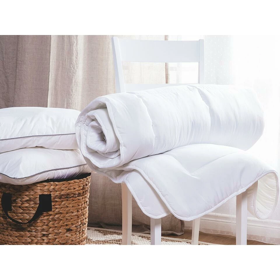 Beliani Dekbed KABRU - Wit Microvezels 4 Beliani Dekbed KABRU - Wit Microvezels - Afbeelding 2