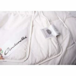 Cinderella 4-seizoenen Dekbed Lana - Wol - 140x200 Cm 9 Cinderella 4-seizoenen Dekbed Lana - Wol - 140x200 Cm -NL Beddengoed Verkoop 2024 81006141 0400