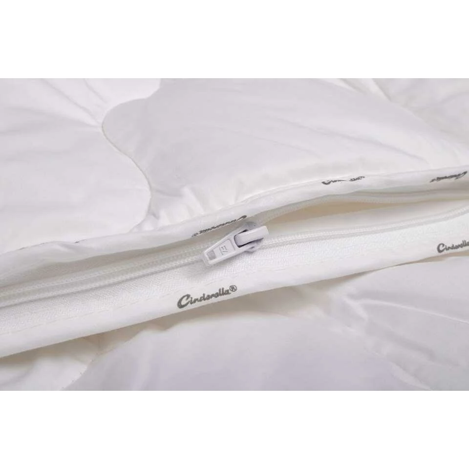 Cinderella Dekbed Classic 2.0 - 4-seizoenen - 140x200 Cm 4 Cinderella Dekbed Classic 2.0 - 4-seizoenen - 140x200 Cm - Afbeelding 2