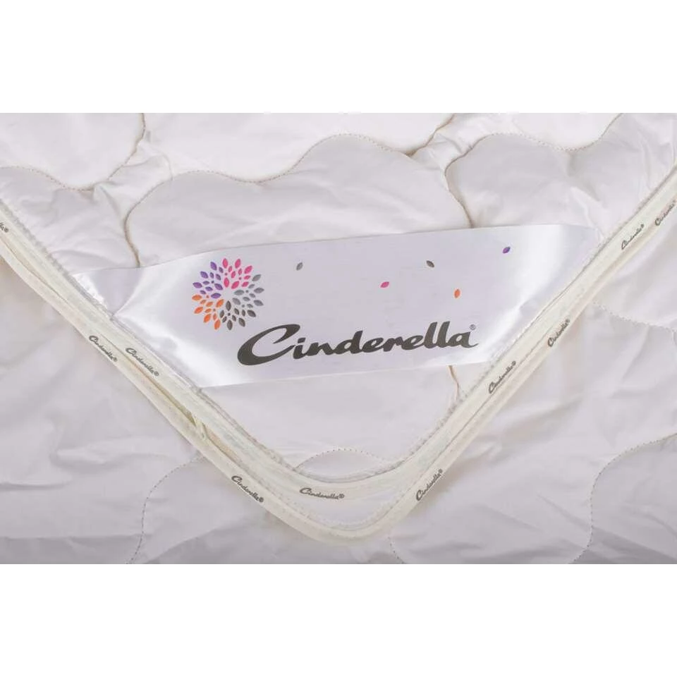 Cinderella Dekbed Lana 2.0 - 4-seizoenen - 240x220 Cm 4 Cinderella Dekbed Lana 2.0 - 4-seizoenen - 240x220 Cm - Afbeelding 2