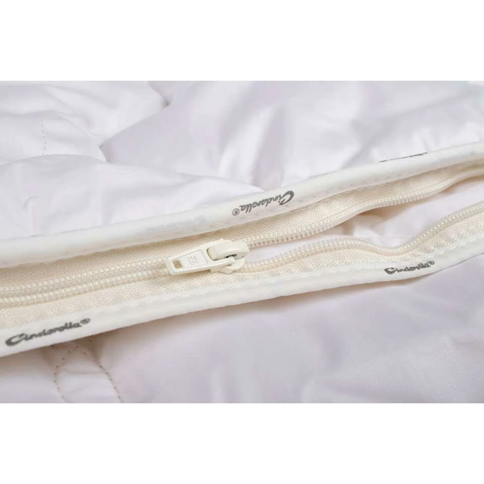 Cinderella Dekbed Lana 2.0 - 4-seizoenen - 240x220 Cm 5 Cinderella Dekbed Lana 2.0 - 4-seizoenen - 240x220 Cm - Afbeelding 3