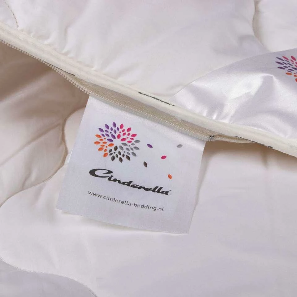 Cinderella Dekbed Lana 2.0 - 4-seizoenen - 240x220 Cm 6 Cinderella Dekbed Lana 2.0 - 4-seizoenen - 240x220 Cm - Afbeelding 4
